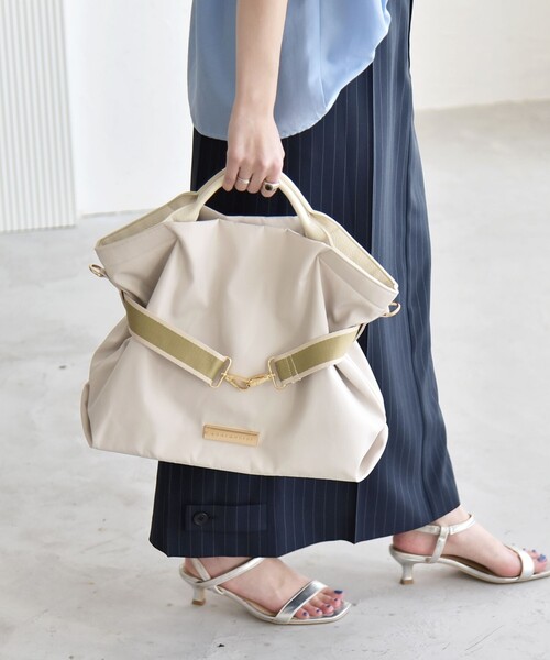 トートバッグ quaranciel: ラインベルト 2way ショルダー トート バッグ（A4対応） レディースの画像