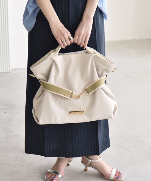 トートバッグ quaranciel: ラインベルト 2way ショルダー トート バッグ（A4対応） レディースの画像