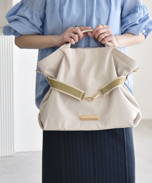 トートバッグ quaranciel: ラインベルト 2way ショルダー トート バッグ（A4対応） レディースの画像