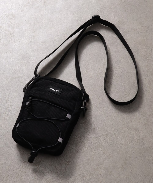 HUF（ハフ） ショルダーバッグ 「HUF/ハフ」CORDUROY BOWERY SIDE BAG 