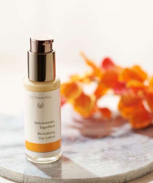 Dr.Hauschka（ドクターハウシュカ） 乳液 Dr.ハウシュカ リバイタ