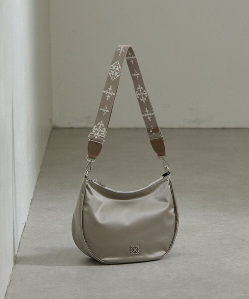 russet（ラシット） ショルダーバッグ バッグ 「260g・弱撥水