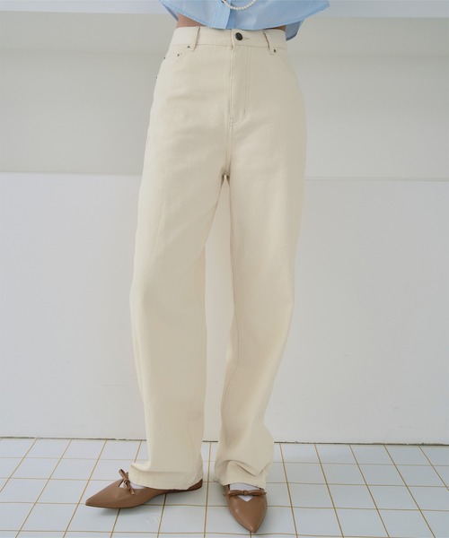 クリーム色 ストレートデニム イタリア製 titivate ジーンズ デニム デニムパンツ ドット/カラー