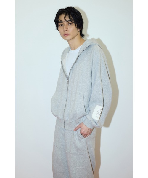 rienda リラックススウェットSET UP rienda トレーナー スウェット Rパッチ付きユニセックス