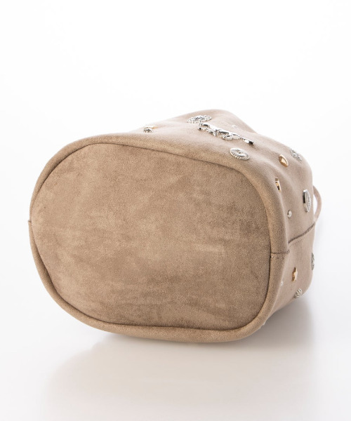 *Madewell* スエードスタッズカーブショルダーバッグ Madewell* スエードスタッズカーブショルダーバッグ Madewell