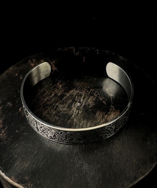 CALIFORNIA OUTFITTERS バングル 7B21 ダークエンブレム ケルト文様