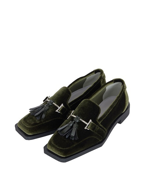 Ameri vintageタッセル付きローファー Ameri（アメリ） ローファー UND ANGULAR SOLE TASSEL LOAFER