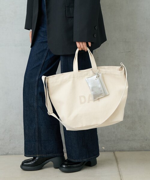 BIRTHDAY BAR（バースデイバー） トートバッグ キャンバスフロッキー