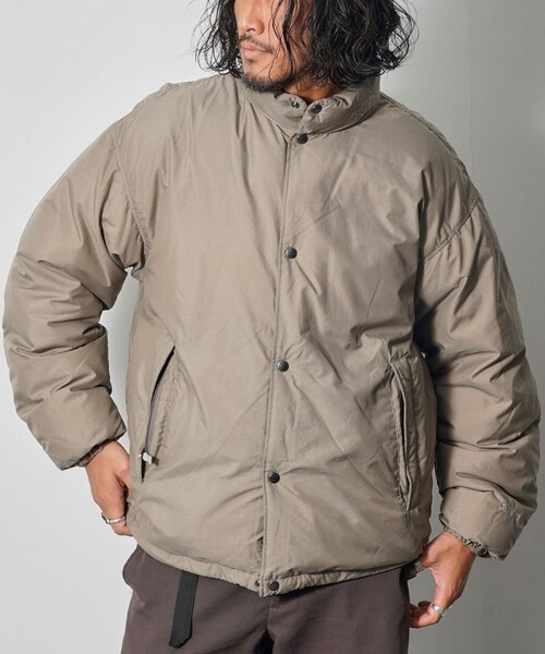   ベージュ ダウンジャケットＭ THE NORTH FACE（ザ ノースフェイス） ダウンジャケット MEDIUM