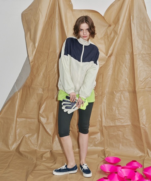 「Auntie Rosa Holiday」 ナイロンブルゾン FREE アイボリー レディース_画像5