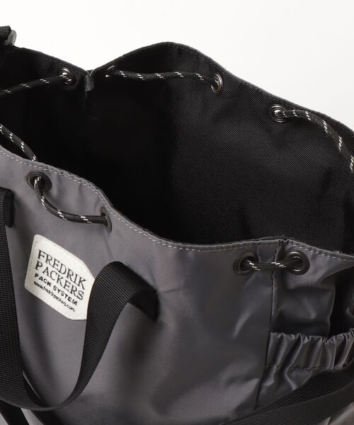 「FREDRIK PACKERS」 ショルダーバッグ FREE グレー レディース_画像4