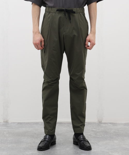 HERNOのパンツ HERNO パンツ カーゴパンツ 「HERNO / ヘルノ」Laminar Stretch