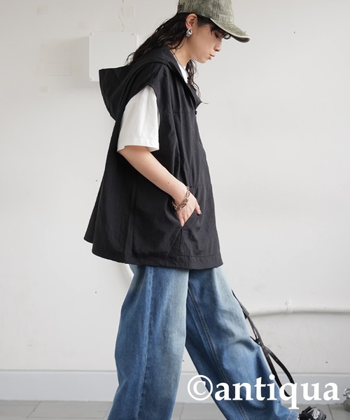 [完売品]アシメジップテックロゴベスト shesame（シーセム）の「アシメジップテックロゴベスト（ベスト