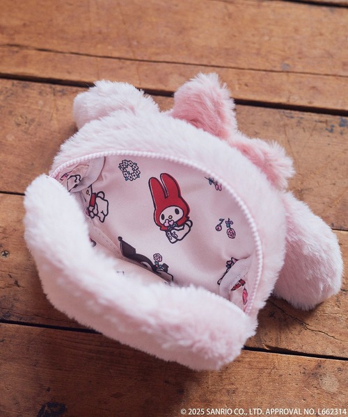 未使用　A BATHING APE® × MY MELODY　ぬいぐるみポーチ earth music&ecology ポーチ マイメロディ＆クロミ/earth