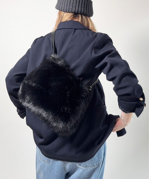 lus.（ラスドット） ショルダーバッグ バッグ フェイクファー