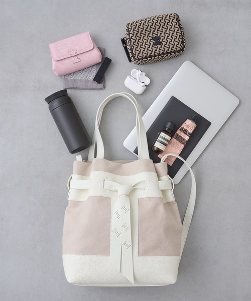 IACUCCI（イアクッチ） 2WAYバッグ FREE ホワイト レディース