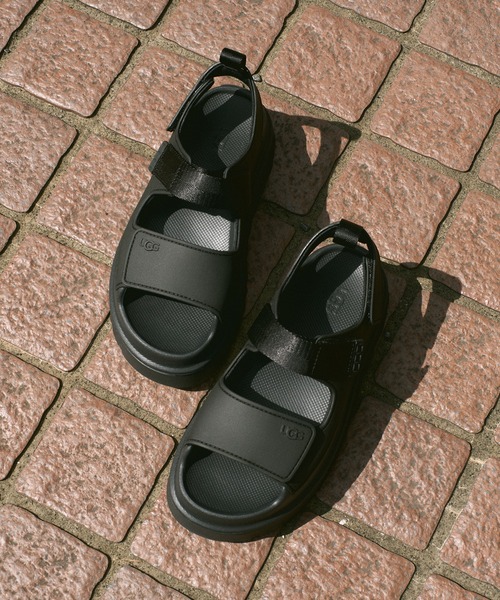 UGG Australia（アグオーストラリア） 厚底 ugg サンダル 「UGG(アグ