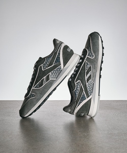 WHITE MOUNTAINEERING（ホワイトマウンテニアリング） スニーカー