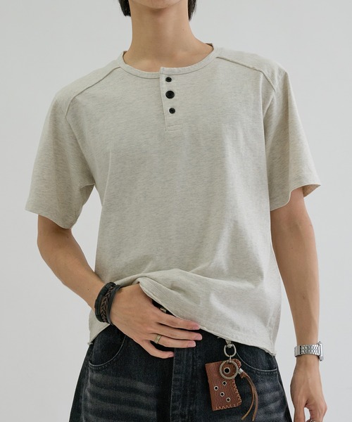 ヘンリーネック tシャツ Slant line cut-off henly tee / スラント