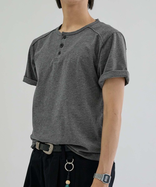ヘンリーネック tシャツ Slant line cut-off henly tee / スラント