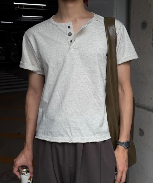 ヘンリーネック tシャツ Slant line cut-off henly tee / スラント