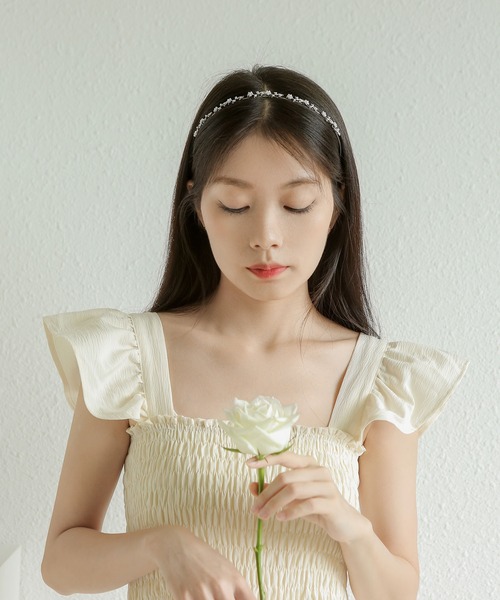 LA VORAGINE（ラ ヴォラジネ） カチューシャ 可愛いエコパール花の