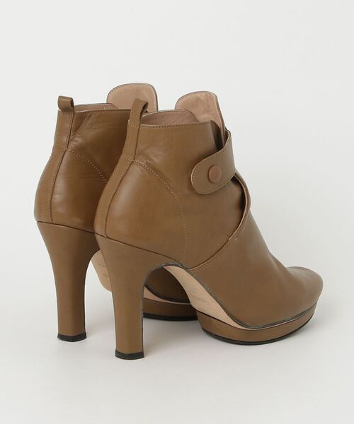 【 repetto 】ベージュ ストラップ付きヒールシューズ／39サイズ repetto 】ベージュ ストラップ付きヒールシューズ／39サイズ