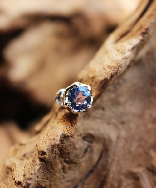 【新品•未使用】bloody mary ナットピアス ロンドンブルートパーズ ブラッディマリー Nut ナットピアス -木の実- w/ロンドンブルー