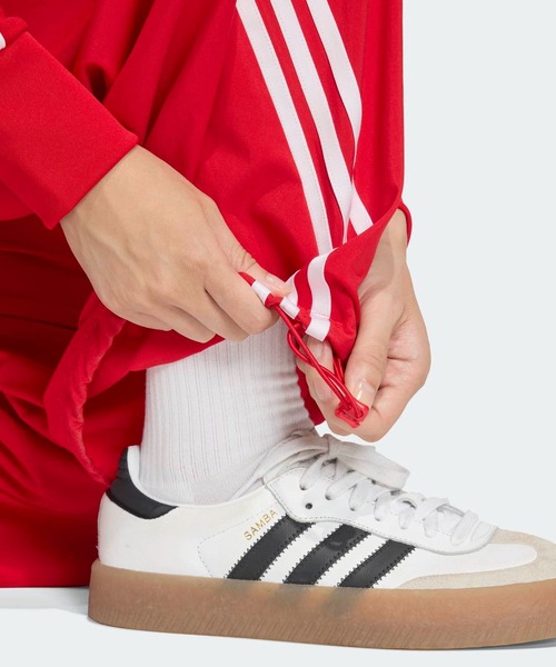 アディダスオリジナルス　ジャージ　パンツ　レッド　レディースＭサイズ アディダスオリジナルス ジャージ パンツ レッド レディースMサイズ