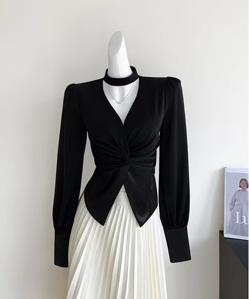 AsheKsha tシャツ レトロなベルベットのネックストラップ付きVネック