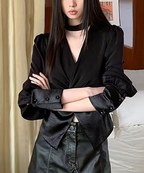 AsheKsha tシャツ レトロなベルベットのネックストラップ付きVネック