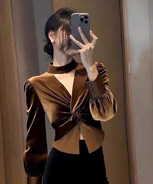 AsheKsha tシャツ レトロなベルベットのネックストラップ付きVネック