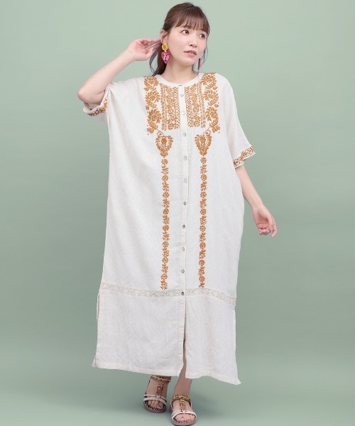 【140】TOCCA　刺繍ワンピース チチカカ（TITICACA） ワンピース 半袖 Rico ボタニカルハンド刺繍