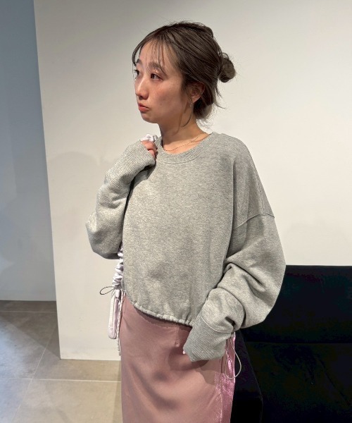 【emmi atelier】ラメ裏毛クロップドプルオーバー emmi（エミ）の「【emmi atelier】ラメ裏毛クロップドプルオーバー（T