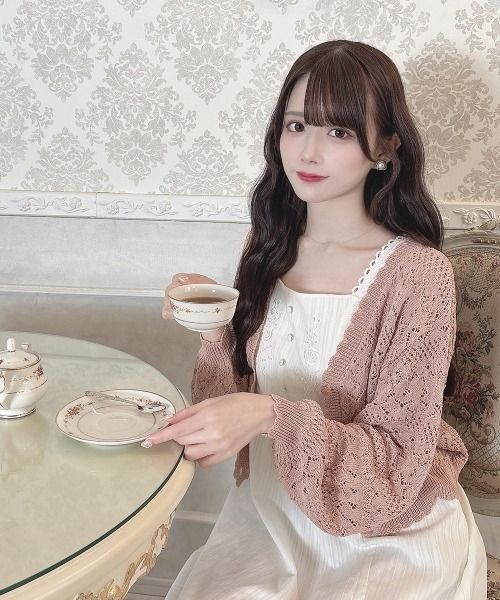 ROMI♡チェスティ F 花柄 薄手 七分丈 ホワイト カーディガン Chesty｜チェスティのカーディガン/ボレロ通販 - ZOZOTOWN