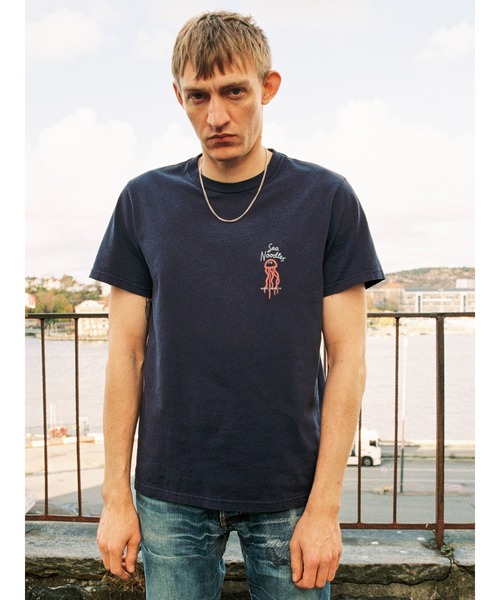 Nudie Jeans（ヌーディージーンズ） tシャツ Roy / プリントTシャツ