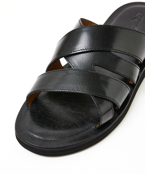 alfredoBANNISTER（アルフレッドバニスター） サンダル 「一部店舗