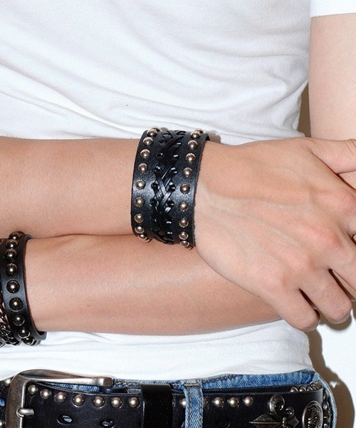 ※最終値下げ 80’S STUDS VINTAGE スタッズ バングル 鋲 25MM STUDS BELT アイテム詳細｜DENHAM（デンハム）日本公式