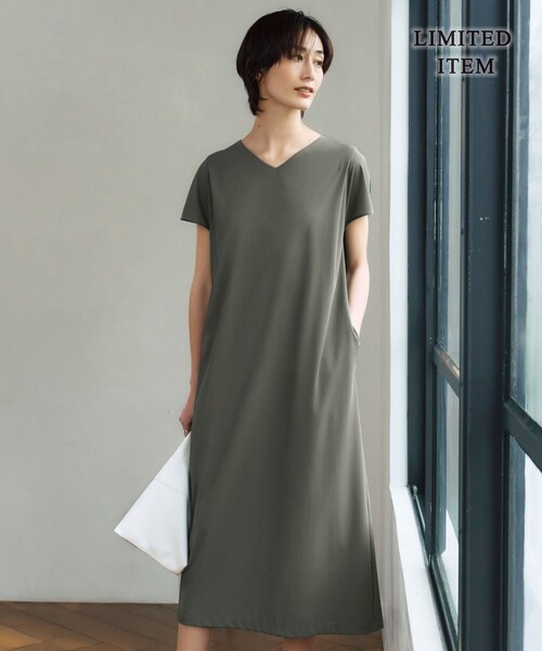 ワンピース アトラストリコット ストレートワンピースの画像