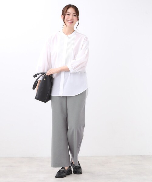 パンツ 「撥水加工で裾が汚れにくい／ウエスト総ゴム」ワイドストレートパンツ レディースの画像
