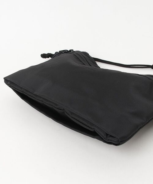 「FREDRIK PACKERS」 刺繍ショルダーバッグ - ブラック レディース_画像3