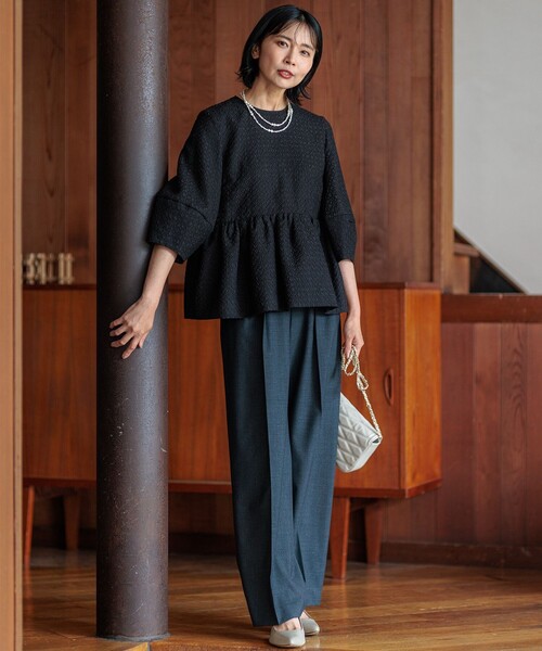 【美品】23区(店舗限定/洗える)プレザンスジャカード ペプラム ブラウス 38 一部店舗限定/洗える】プレザンスジャカード ペプラム ブラウス