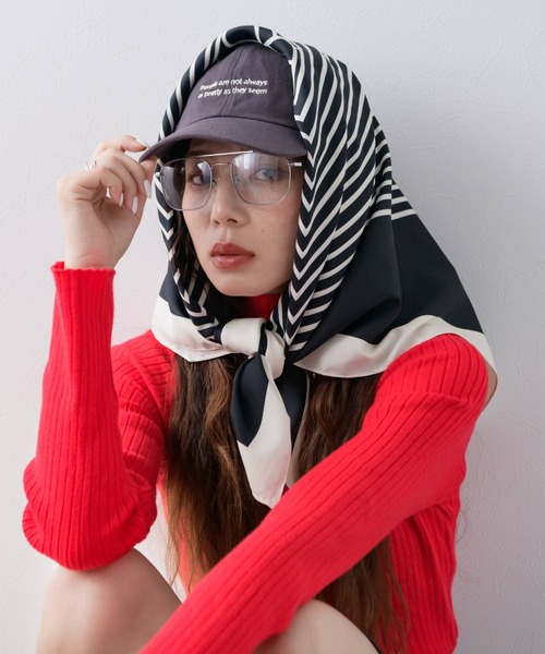 minarinCHANEL シャネル 大判 マドモアゼル スカーフバンダナ CHANEL - CHANEL シャネル ヴィンテージ 大判 スカーフ マドモアゼル