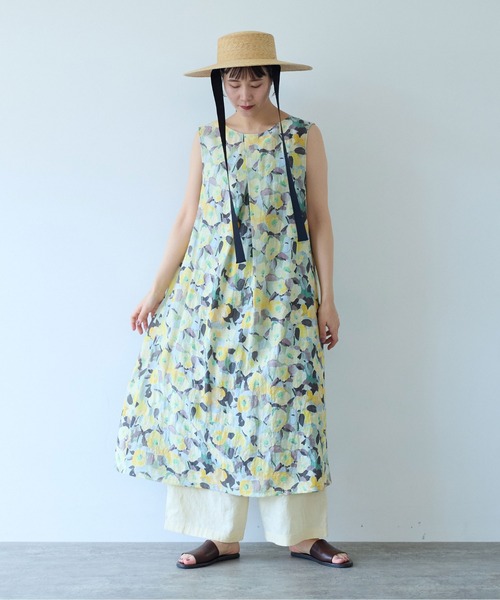 yuni ワンピース 水彩花プリント ノースリーブフレアワンピース yuni ワンピース 水彩花プリント ノースリーブフレアワンピース
