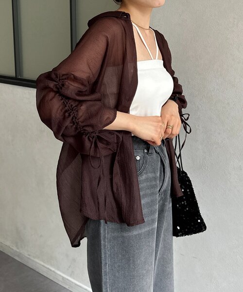 Thevon ブラウス シャツ ラメワッシャー袖シャーリングシアー