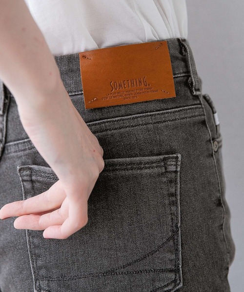 「A part by」 加工ブーツカットデニムパンツ「SOMETHINGコラボ」 LARGE ライトブルー レディース
