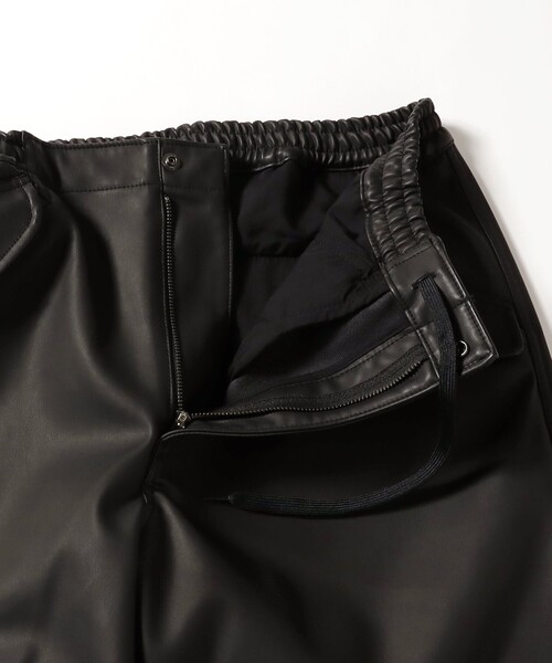 BEAMS（ビームス） パンツ フェイクレザー オーバーパンツ メンズ