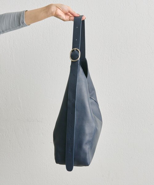 ear PAPILLONNER（イア パピヨネ） ショルダーバッグ バッグ 「本革/A4