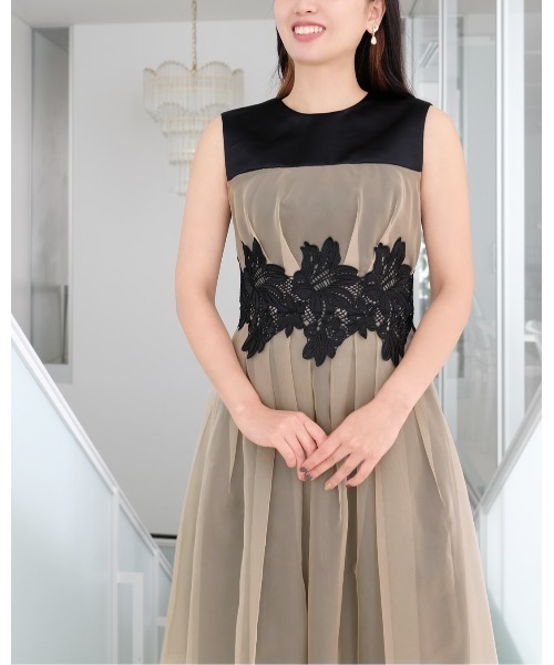 ストロベリーフィールズグレース　グラッセドレス STRAWBERRY-FIELDS（ストロベリーフィールズ） ドレス グラッセ