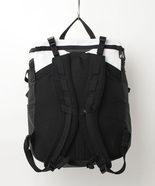 【新品未使用】THE NORTH FACEリュック30Ｌ☆ホワイト/ブラック THE NORTH FACE（ザ ノースフェイス） リュック - ホワイト メンズ